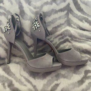 Michael Kors grey suede jeweled sandal sz 8